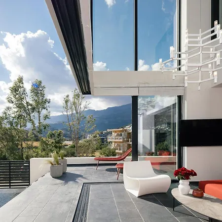 Mayeia Villa *